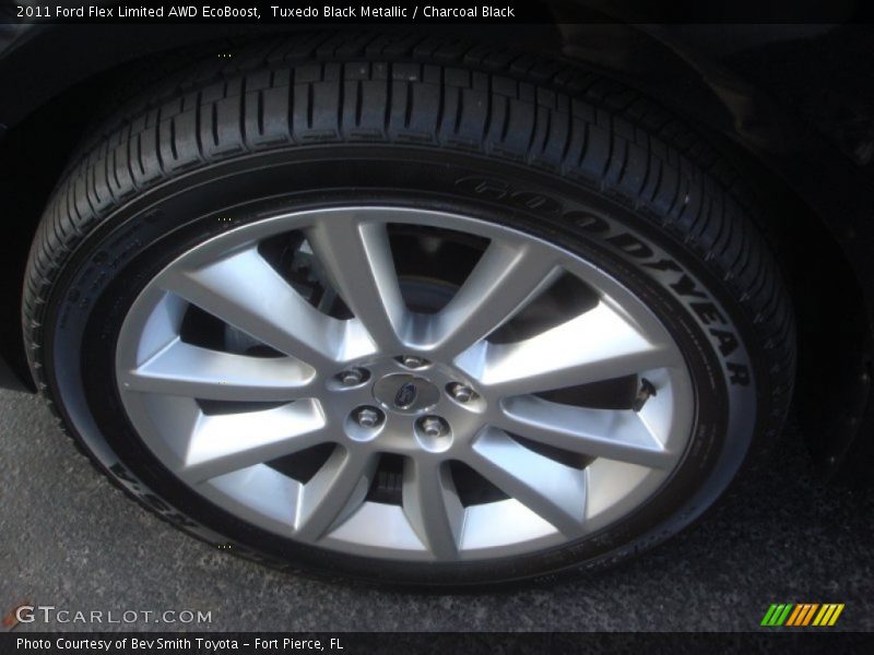 Tuxedo Black Metallic / Charcoal Black 2011 Ford Flex Limited AWD EcoBoost