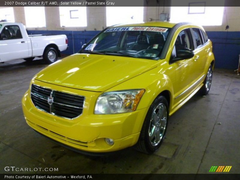 Front 3/4 View of 2007 Caliber R/T AWD