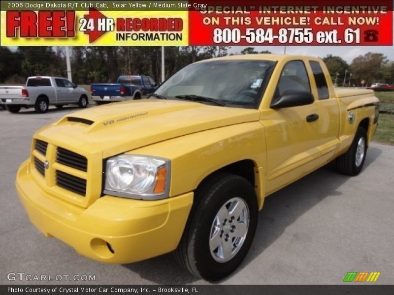 Solar Yellow / Medium Slate Gray 2006 Dodge Dakota R/T Club Cab