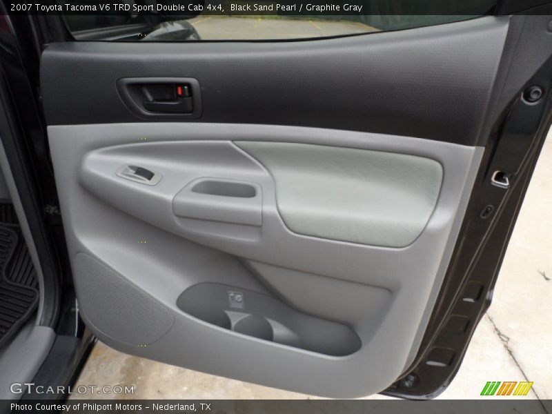 Door Panel of 2007 Tacoma V6 TRD Sport Double Cab 4x4
