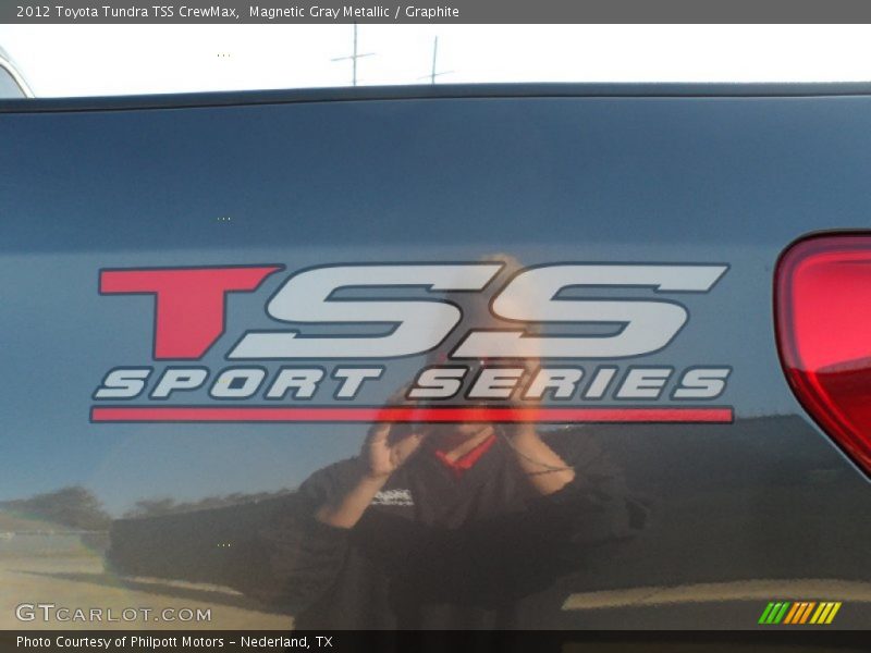  2012 Tundra TSS CrewMax Logo