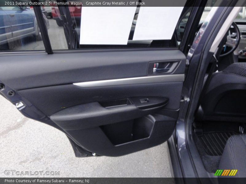 Graphite Gray Metallic / Off Black 2011 Subaru Outback 2.5i Premium Wagon