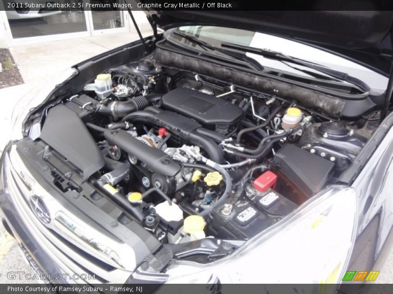 Graphite Gray Metallic / Off Black 2011 Subaru Outback 2.5i Premium Wagon