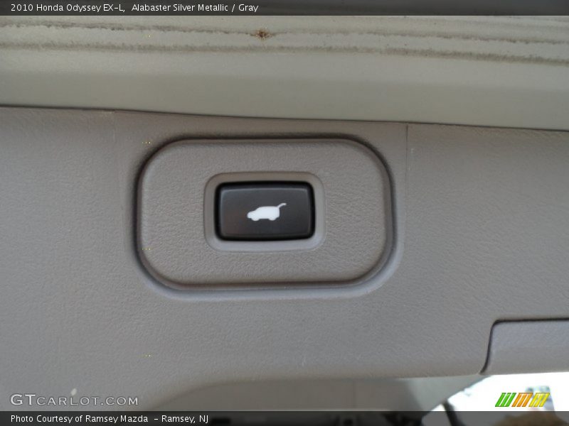 Alabaster Silver Metallic / Gray 2010 Honda Odyssey EX-L