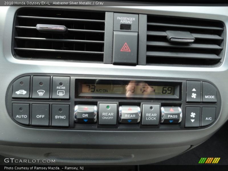 Alabaster Silver Metallic / Gray 2010 Honda Odyssey EX-L