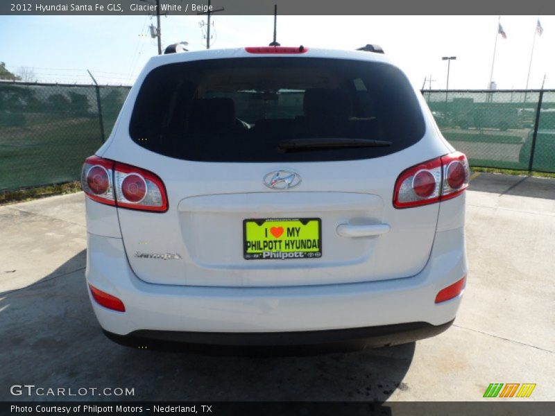 Glacier White / Beige 2012 Hyundai Santa Fe GLS