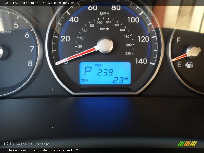 Glacier White / Beige 2012 Hyundai Santa Fe GLS