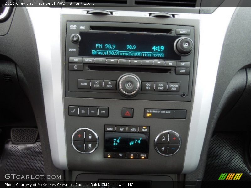 White / Ebony 2012 Chevrolet Traverse LT AWD
