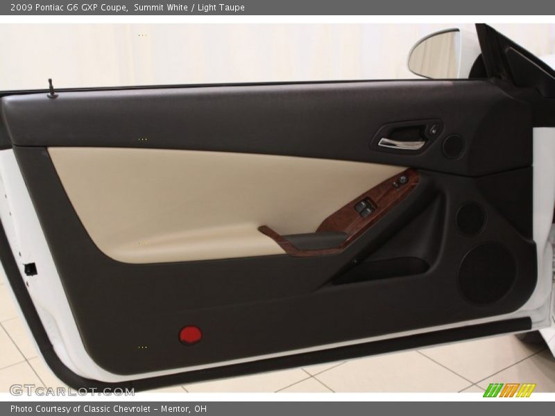 Summit White / Light Taupe 2009 Pontiac G6 GXP Coupe