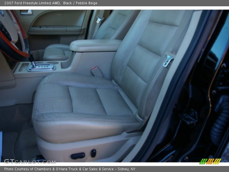 Black / Pebble Beige 2007 Ford Freestyle Limited AWD