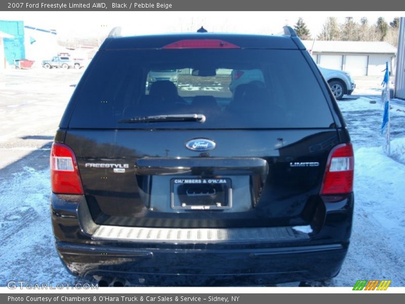 Black / Pebble Beige 2007 Ford Freestyle Limited AWD