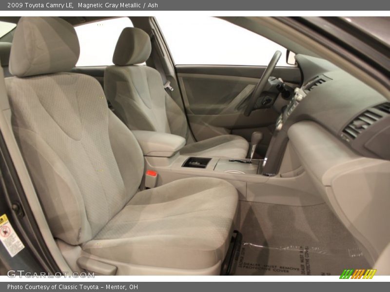 Magnetic Gray Metallic / Ash 2009 Toyota Camry LE