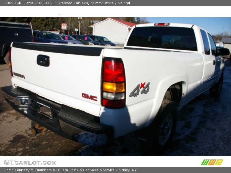Summit White / Neutral 2005 GMC Sierra 2500HD SLE Extended Cab 4x4