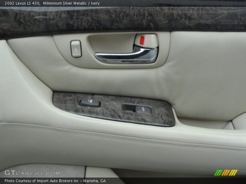 Millennium Silver Metallic / Ivory 2002 Lexus LS 430