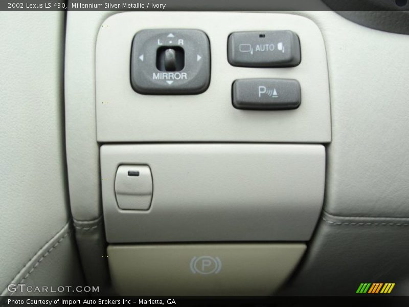 Millennium Silver Metallic / Ivory 2002 Lexus LS 430