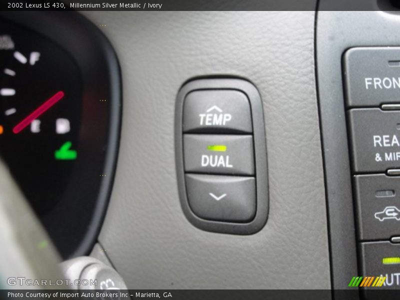 Millennium Silver Metallic / Ivory 2002 Lexus LS 430