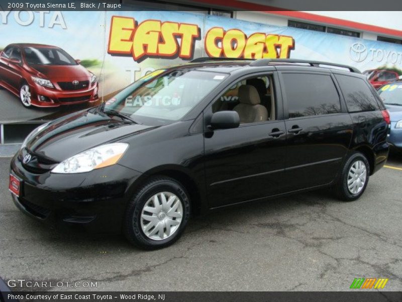 Black / Taupe 2009 Toyota Sienna LE
