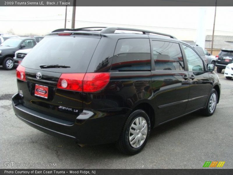 Black / Taupe 2009 Toyota Sienna LE