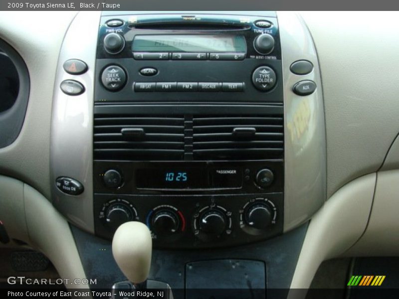 Black / Taupe 2009 Toyota Sienna LE