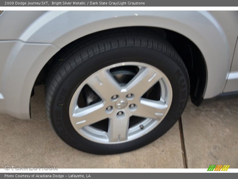 Bright Silver Metallic / Dark Slate Gray/Light Graystone 2009 Dodge Journey SXT