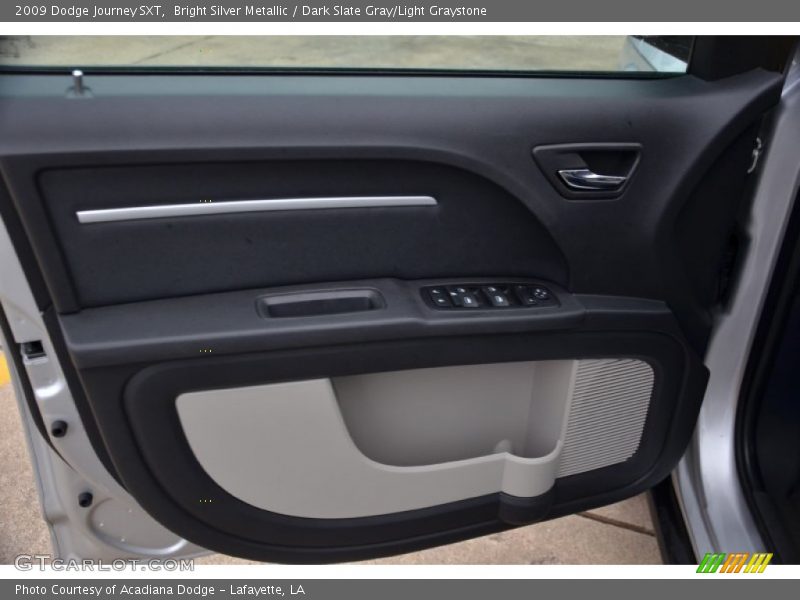 Bright Silver Metallic / Dark Slate Gray/Light Graystone 2009 Dodge Journey SXT
