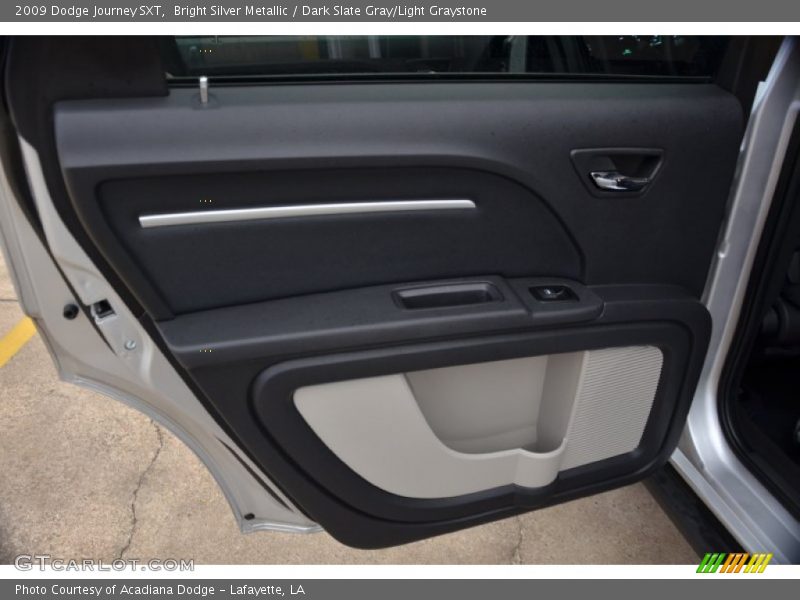 Bright Silver Metallic / Dark Slate Gray/Light Graystone 2009 Dodge Journey SXT
