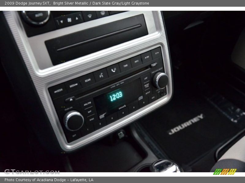 Bright Silver Metallic / Dark Slate Gray/Light Graystone 2009 Dodge Journey SXT