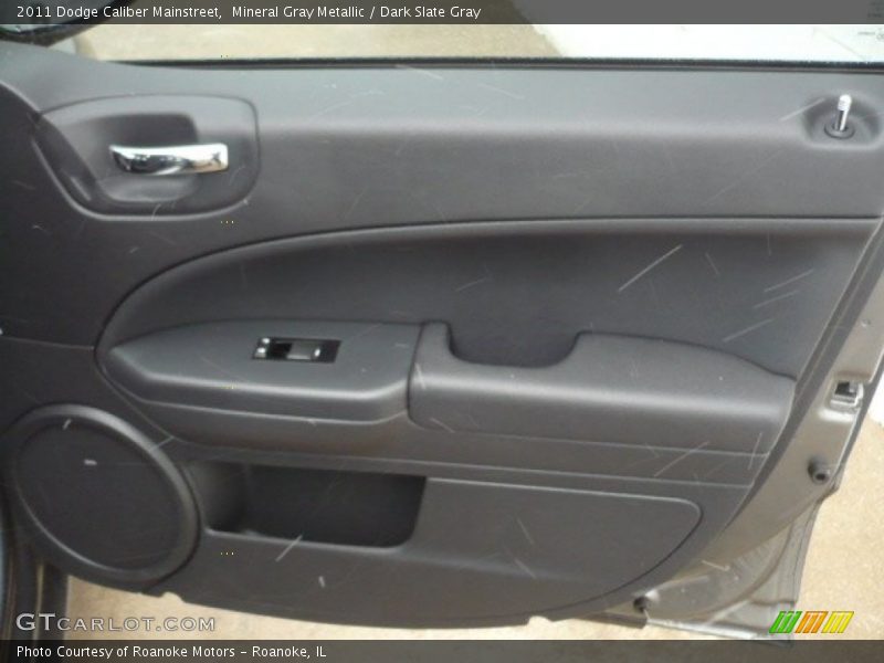 Mineral Gray Metallic / Dark Slate Gray 2011 Dodge Caliber Mainstreet