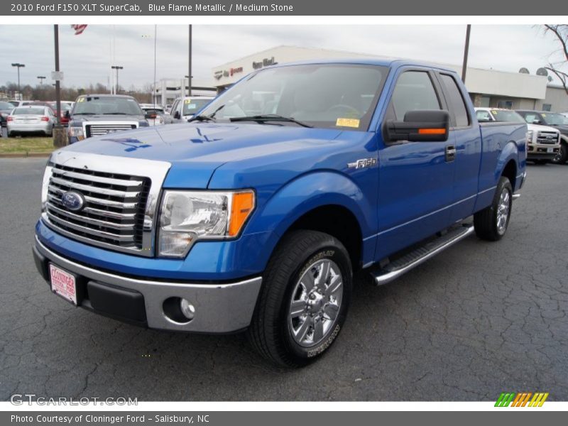 Front 3/4 View of 2010 F150 XLT SuperCab