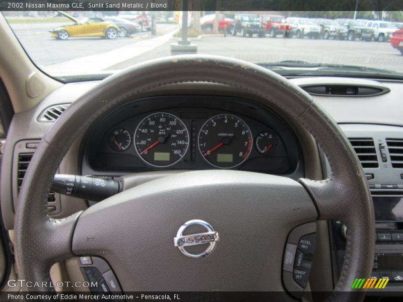 Sunlit Sand Metallic / Blond 2002 Nissan Maxima GLE