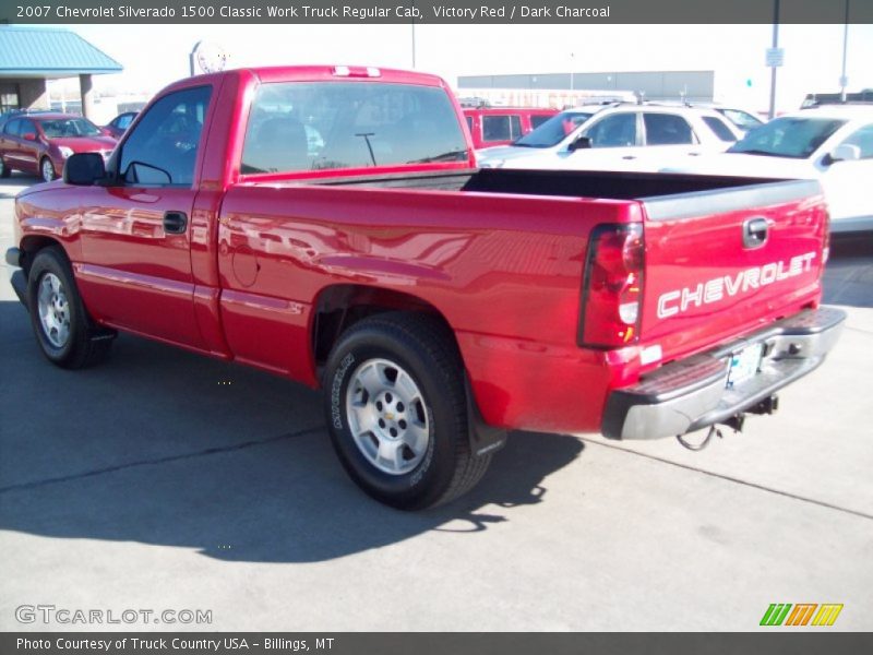 Victory Red / Dark Charcoal 2007 Chevrolet Silverado 1500 Classic Work Truck Regular Cab