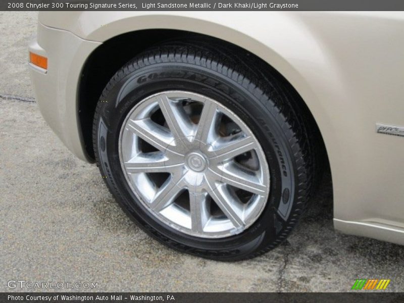 Light Sandstone Metallic / Dark Khaki/Light Graystone 2008 Chrysler 300 Touring Signature Series