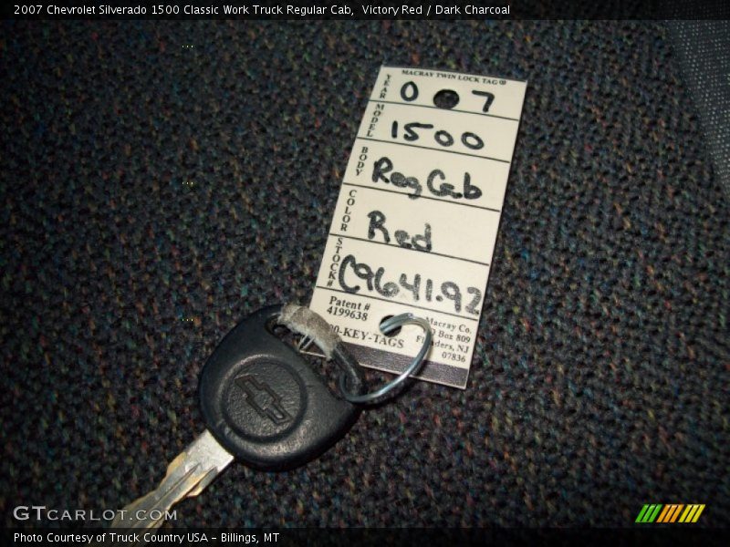 Victory Red / Dark Charcoal 2007 Chevrolet Silverado 1500 Classic Work Truck Regular Cab