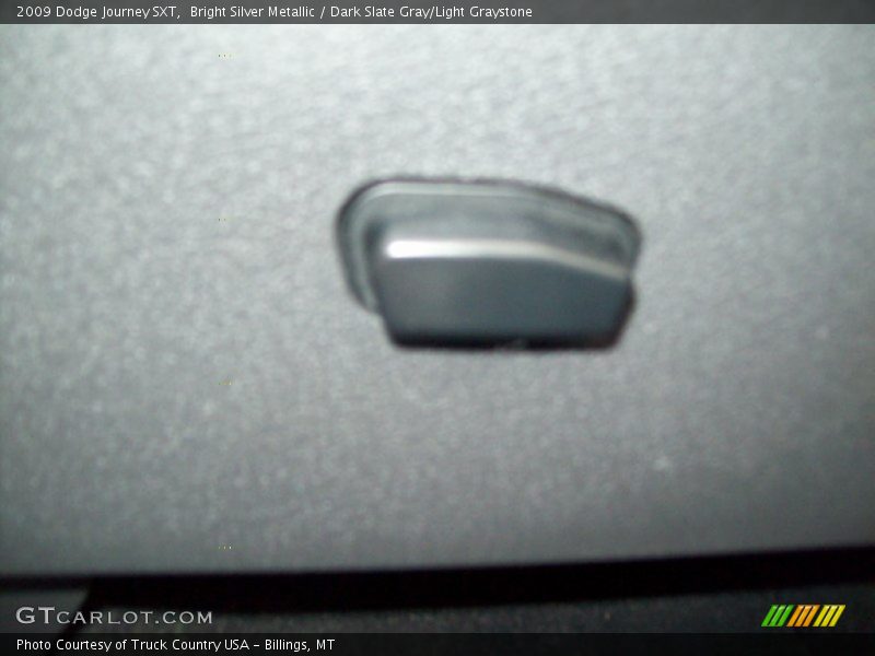 Bright Silver Metallic / Dark Slate Gray/Light Graystone 2009 Dodge Journey SXT