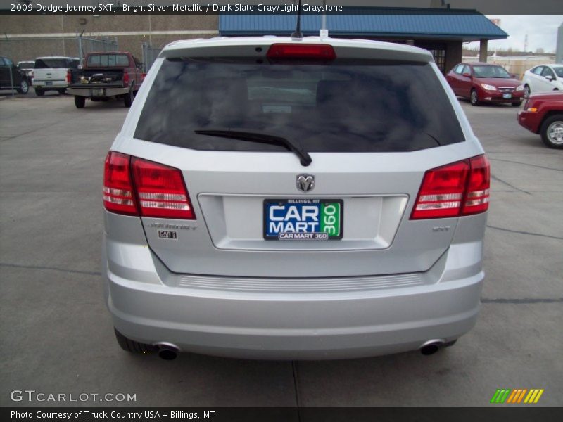 Bright Silver Metallic / Dark Slate Gray/Light Graystone 2009 Dodge Journey SXT