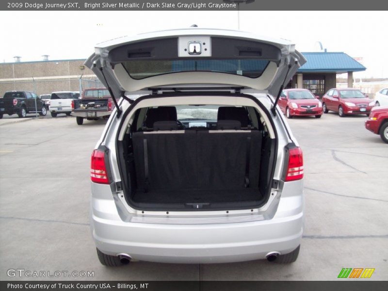 Bright Silver Metallic / Dark Slate Gray/Light Graystone 2009 Dodge Journey SXT