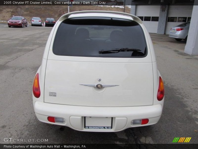 Cool Vanilla White / Dark Slate Gray 2005 Chrysler PT Cruiser Limited