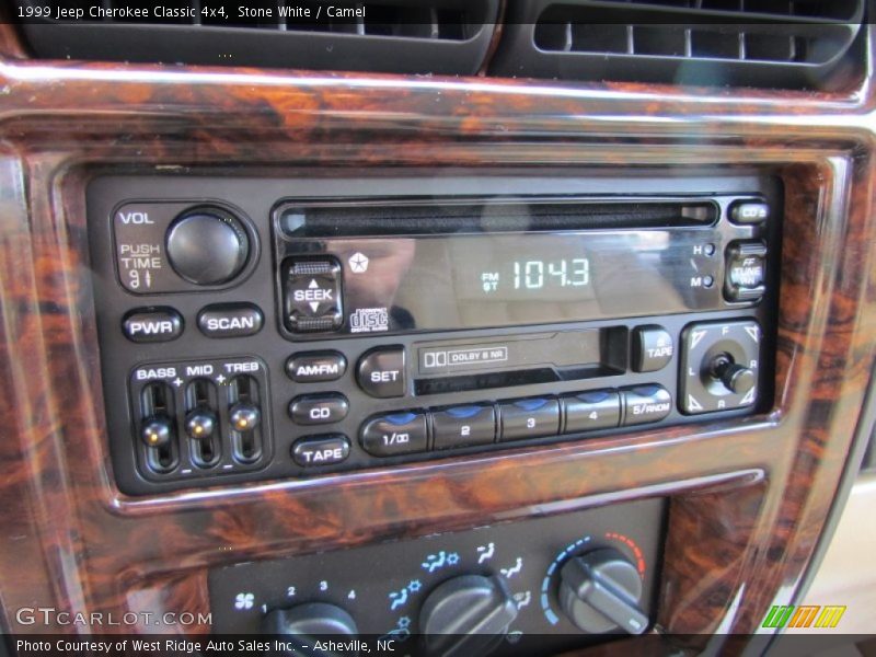 Audio System of 1999 Cherokee Classic 4x4