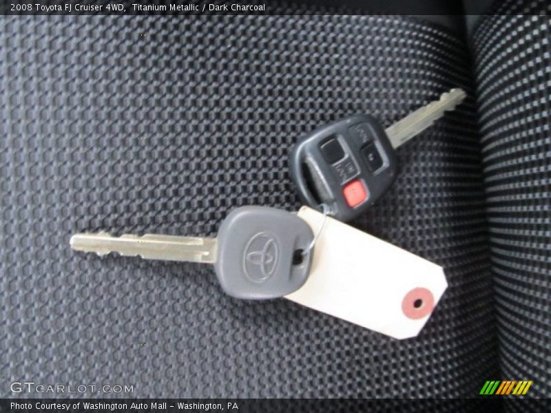 Keys of 2008 FJ Cruiser 4WD