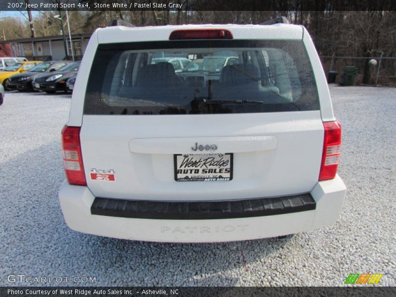 Stone White / Pastel Slate Gray 2007 Jeep Patriot Sport 4x4
