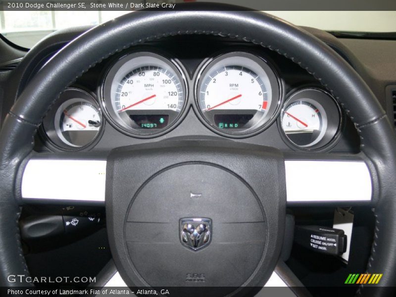 Stone White / Dark Slate Gray 2010 Dodge Challenger SE