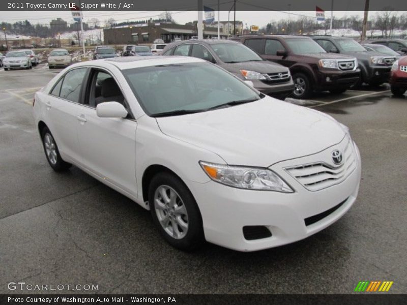 Super White / Ash 2011 Toyota Camry LE