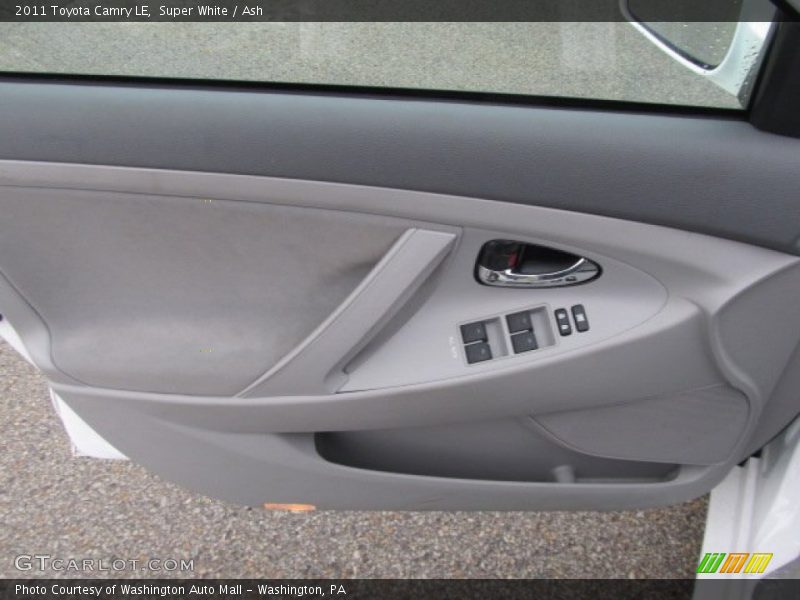 Super White / Ash 2011 Toyota Camry LE