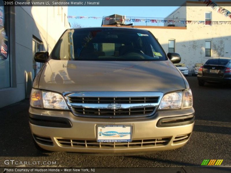 Sandstone Metallic / Neutral 2005 Chevrolet Venture LS