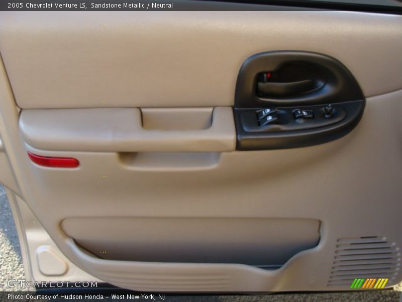 Sandstone Metallic / Neutral 2005 Chevrolet Venture LS