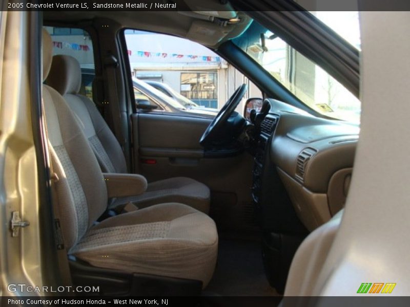 Sandstone Metallic / Neutral 2005 Chevrolet Venture LS