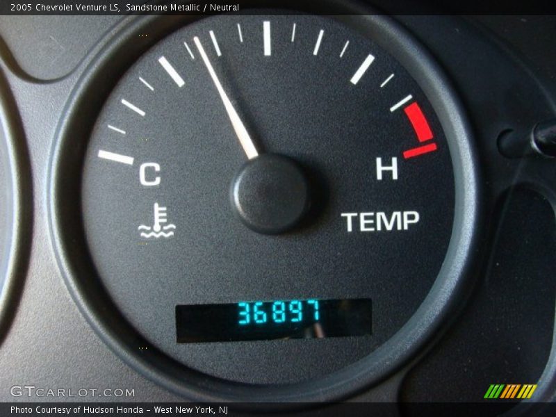 Sandstone Metallic / Neutral 2005 Chevrolet Venture LS