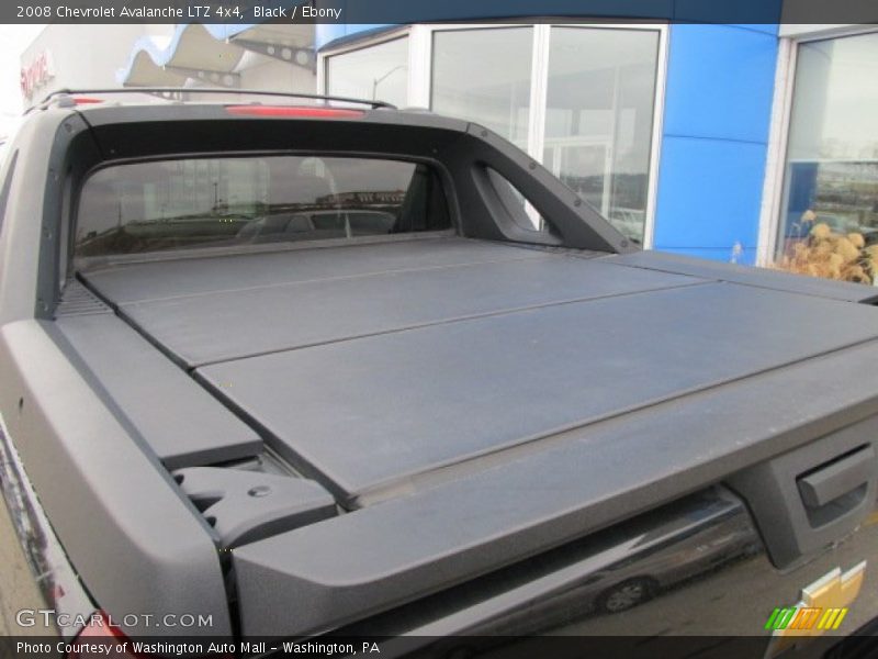 Black / Ebony 2008 Chevrolet Avalanche LTZ 4x4
