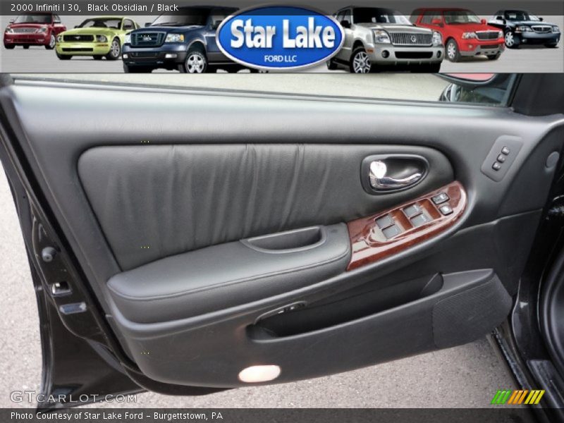 Black Obsidian / Black 2000 Infiniti I 30