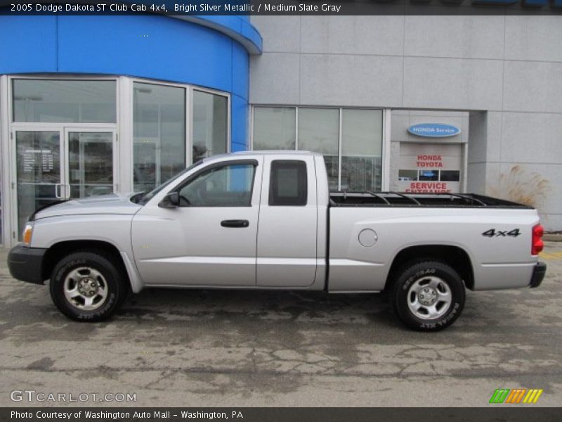 Bright Silver Metallic / Medium Slate Gray 2005 Dodge Dakota ST Club Cab 4x4